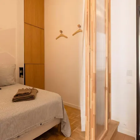 Luxury 2 Bedroom Design Flat In Heart Of Marais